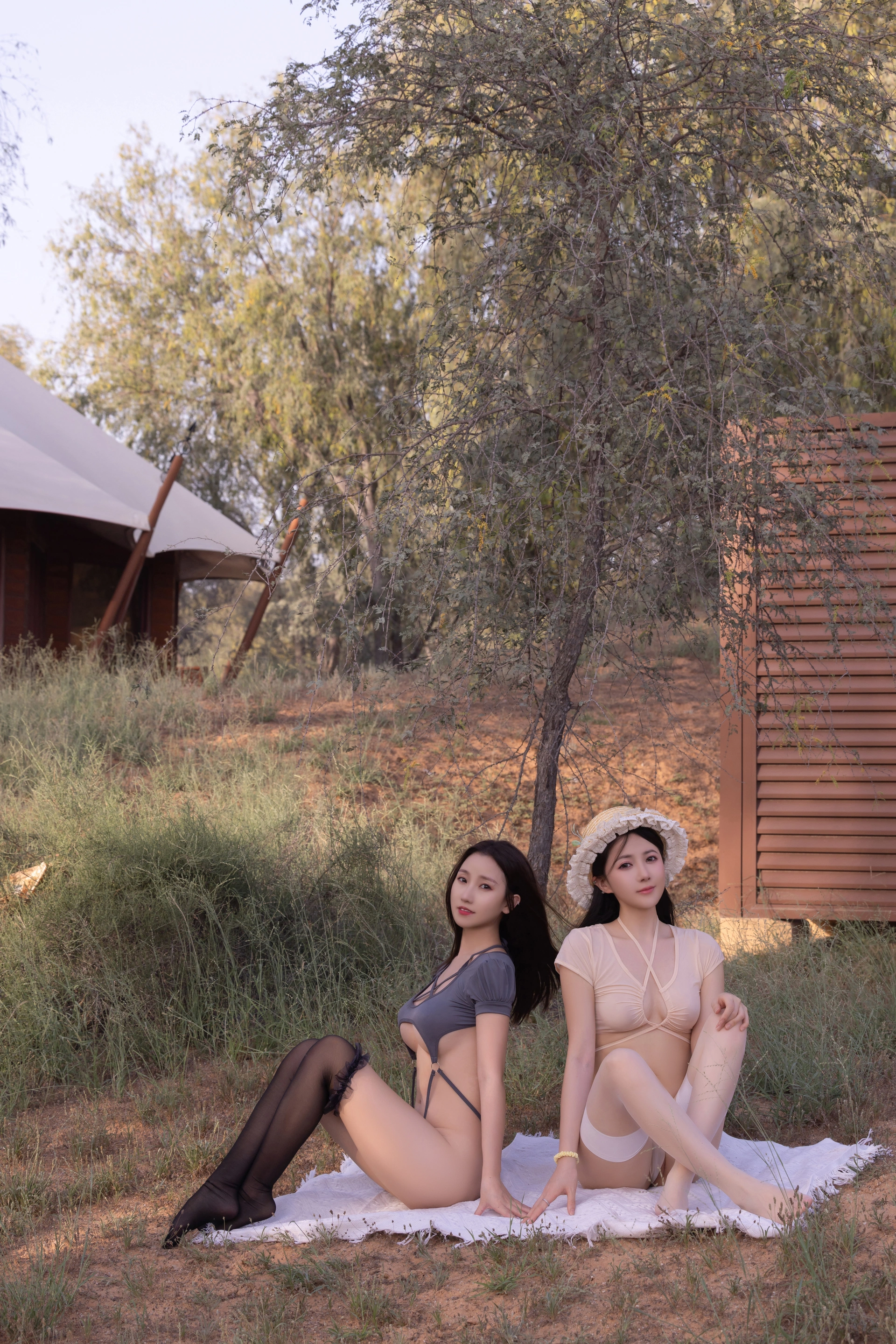 016.杏子Yada – 内购无水印  &鱼子酱Fish - 双人性感演绎 [125P-1.48GB] - 副本 1